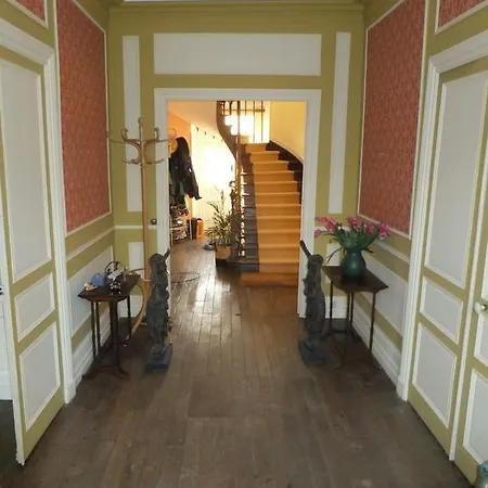 Hébergement de vacances Chateau Sur Les Jardins Saint-Sauveur-la-Pommeraye